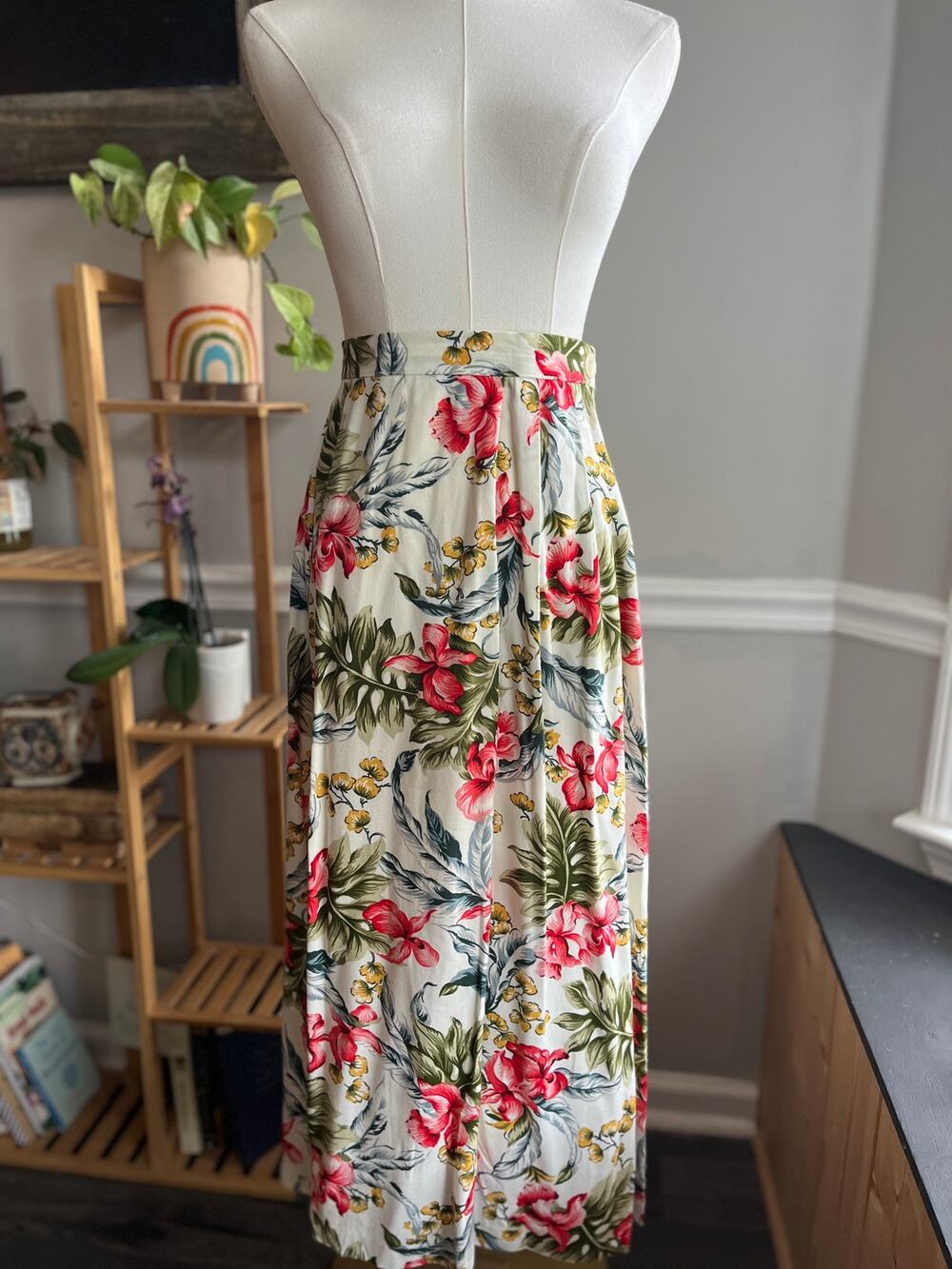 Vintage 80s Floral Maxi Skirt Tropical Pleated Size XL